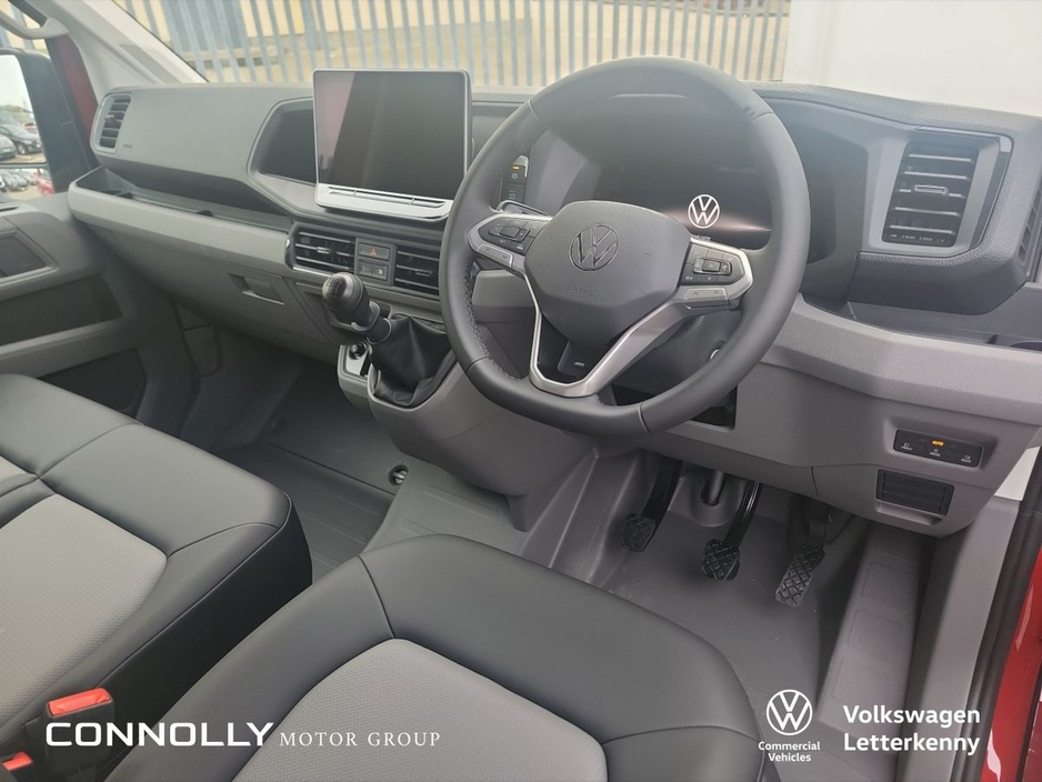 2026 Volkswagen Crafter - image 2