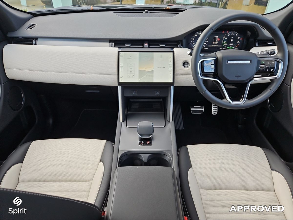 2025 Land Rover Discovery Sport 1.5 PHEV SE R Dynamic €63,950