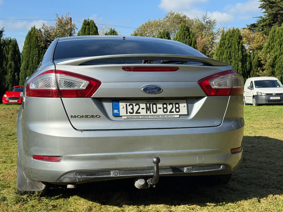 2013 Ford Mondeo - image 5