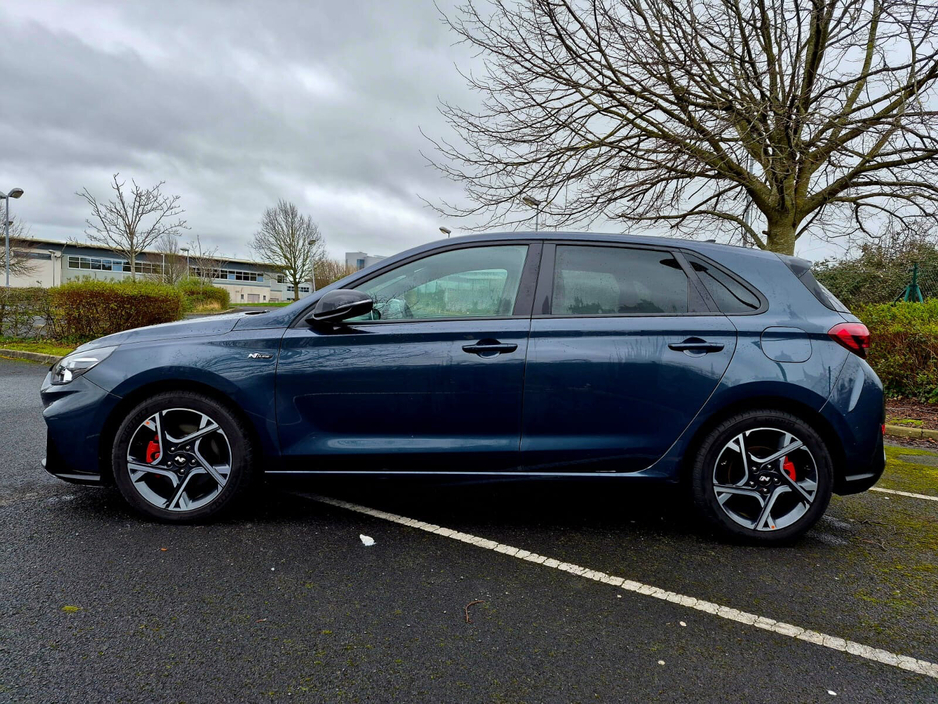 2022 Hyundai i30 - image 3