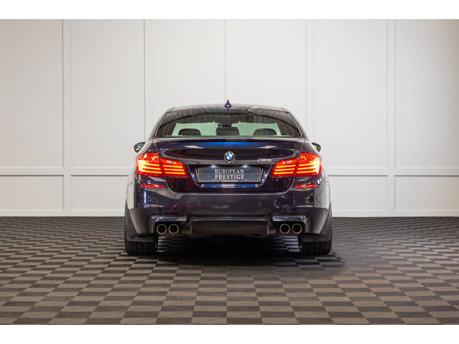 2016 BMW M5  €41,950