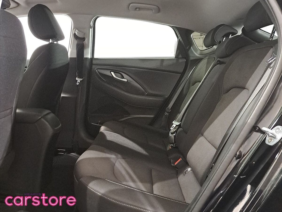 2019 Hyundai i30 - image 10