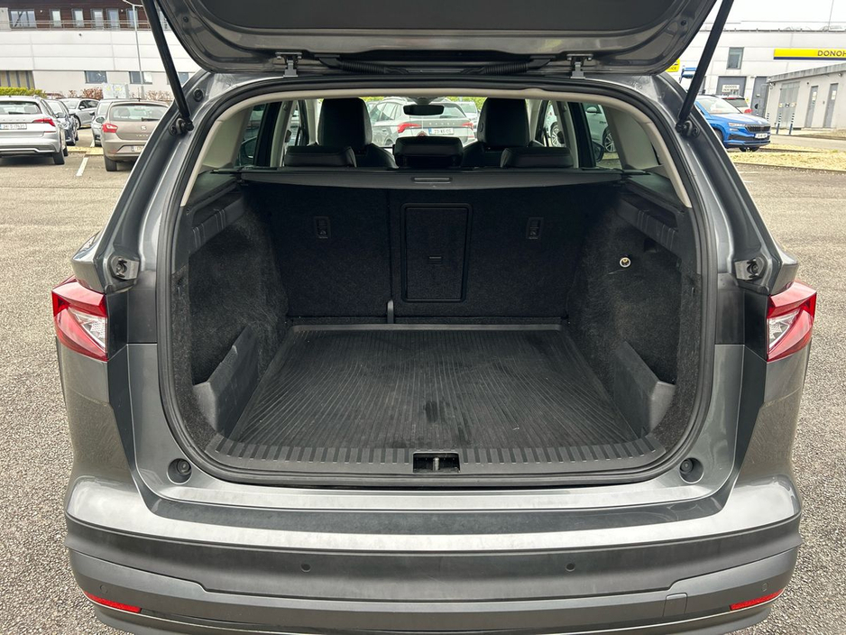 2023 Skoda Enyaq - image 9