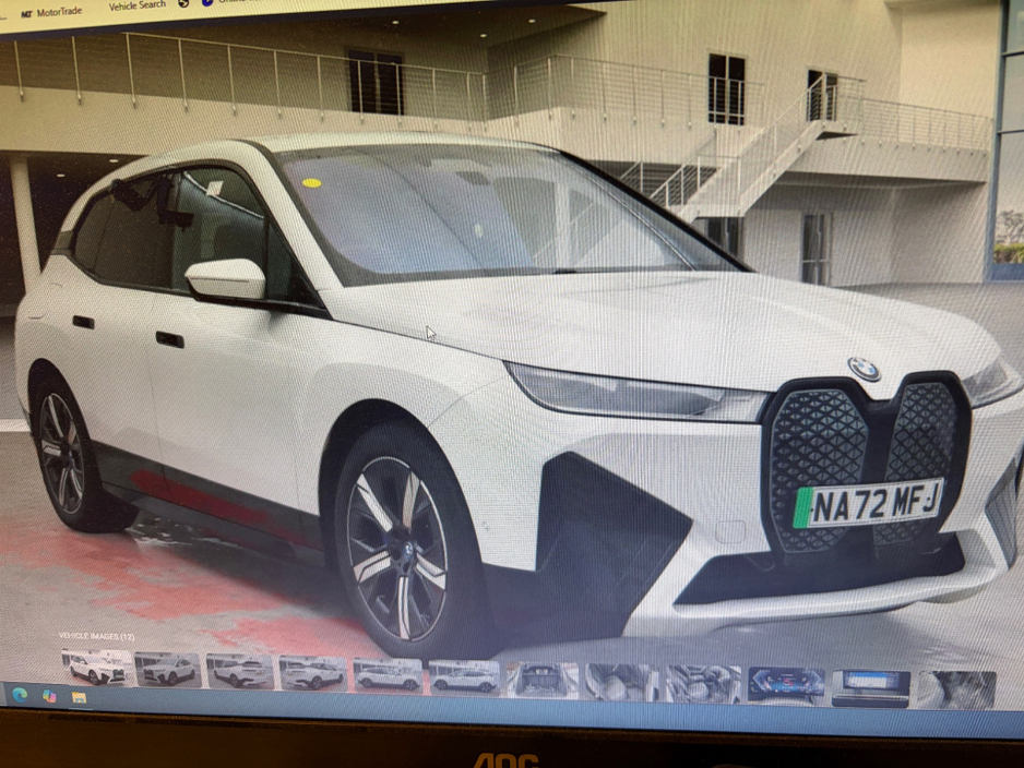 2022 BMW iX XDRIVE40 M SPORT €34,500