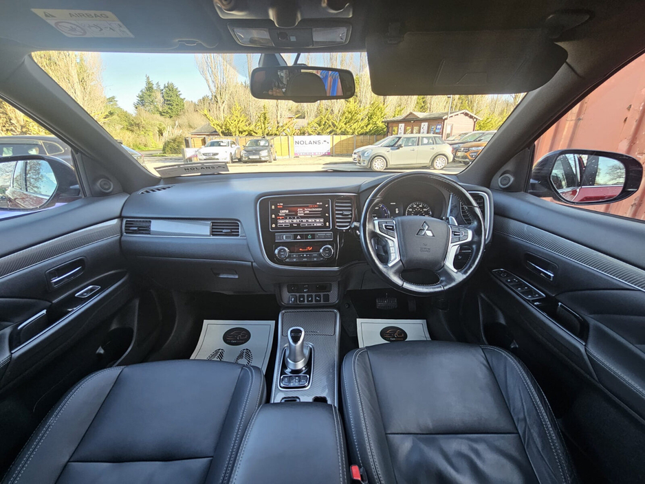 2019 Mitsubishi Outlander - image 18