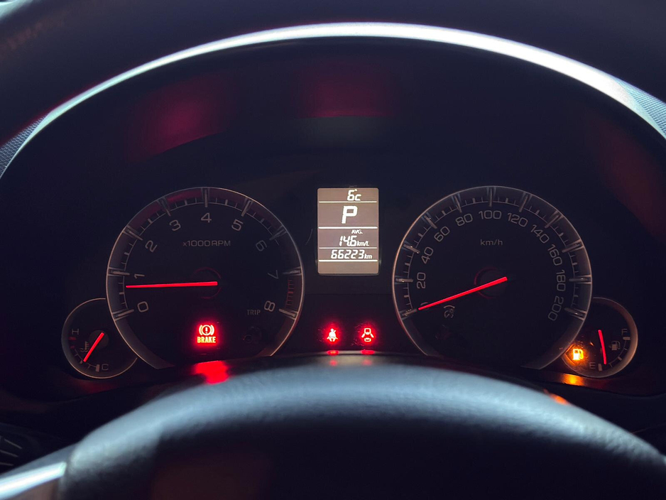 2014 Suzuki Swift - image 16