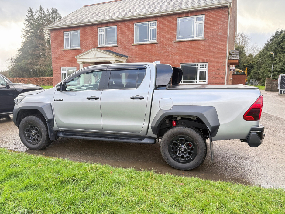 2025 Toyota Hilux 2.8 GR SPORT II