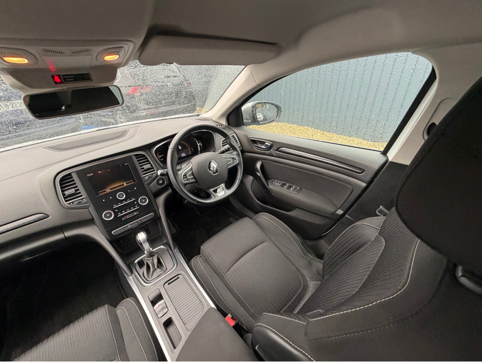 2018 Renault Megane - image 46