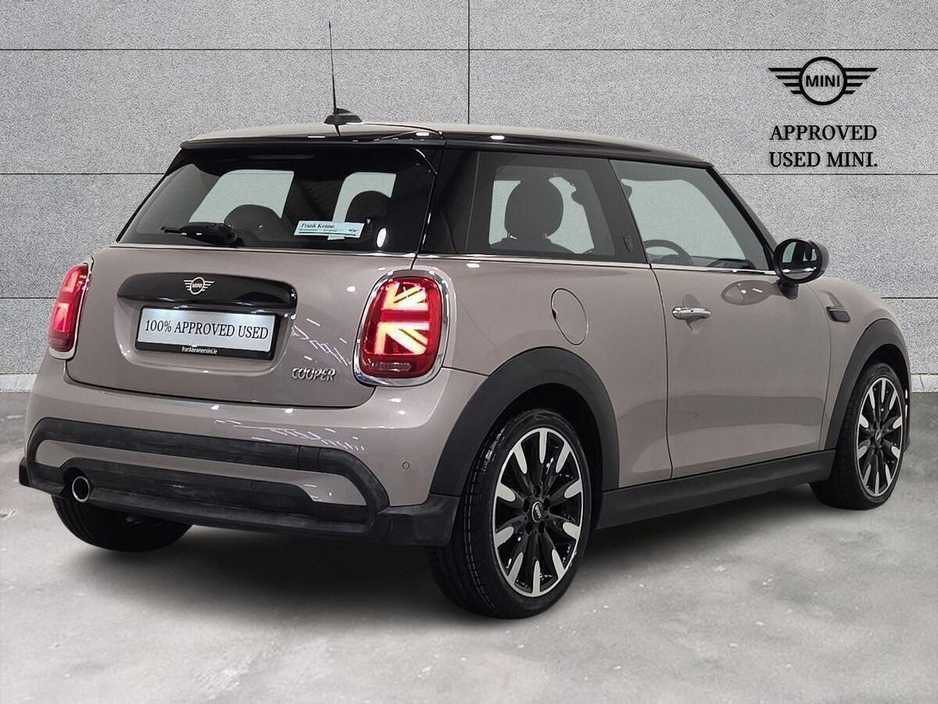 2023 MINI Hatch - image 24
