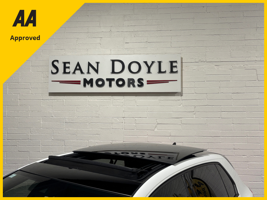 2021 Volkswagen Golf - image 5