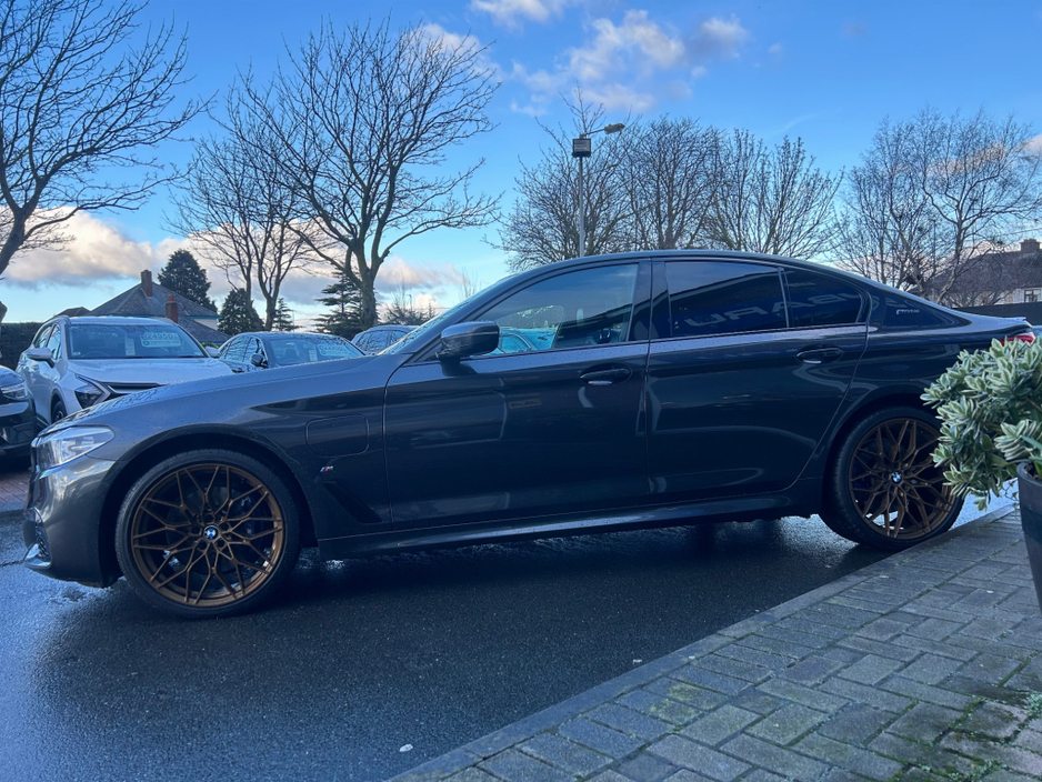 2019 BMW 5 Series M-Sport Performance Pack - Stunning Bronze Alloy Upgrade - Trade-in Welcome & finance arranged - Nct & Tax - Assured Dealer Warranty - €26,950