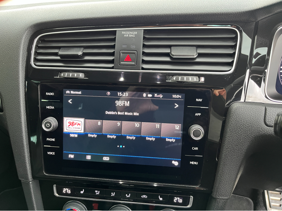 2019 Volkswagen Golf - image 20