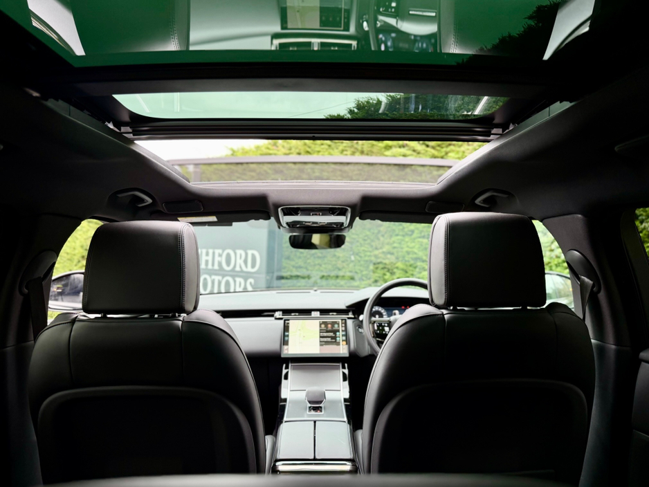 2024 Land Rover Range Rover Velar - image 12