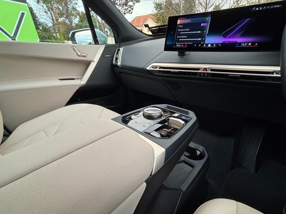 2023 BMW iX XD40 M SPORT €49,995
