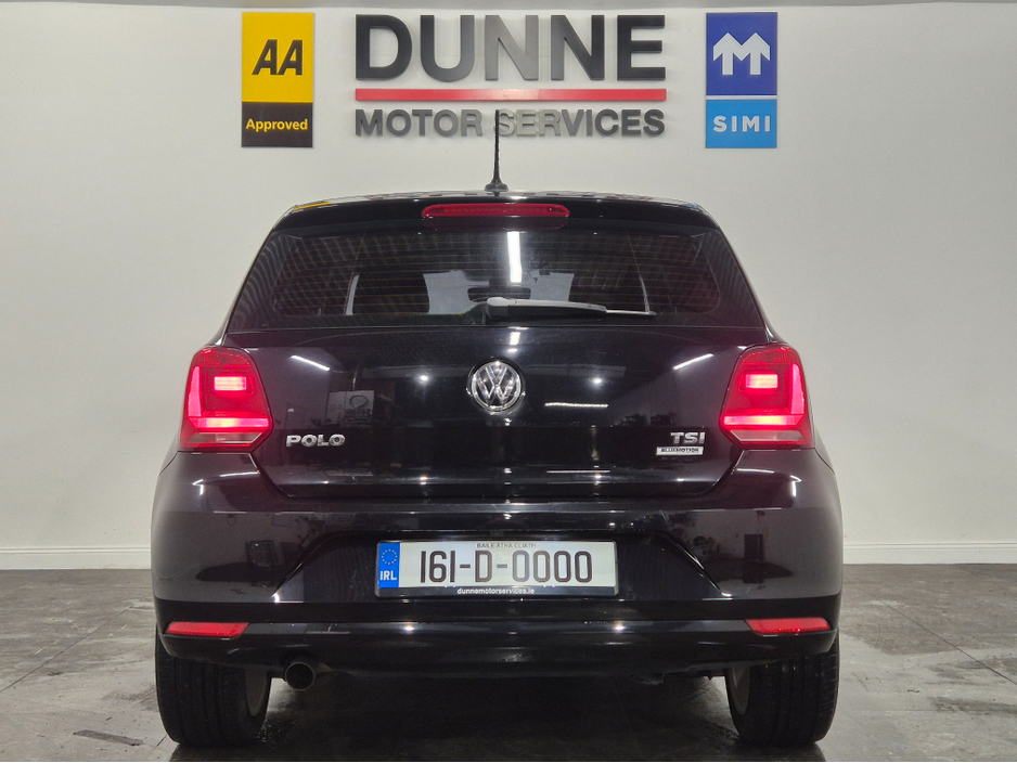 2016 Volkswagen Polo **HIGHLINE**AUTO**LEATHER/ALCANTARA SEATS**HEATED SEATS**ANDROID/APPLE MEDIA RADIO**DISTRONIC CRUISE CONTROL**LED HEADLAMPS**CLIMATE CONTROL**REVERSE CAMERA**AUTO LIGHTS**FOLDING MIRRORS**PADEL SHIFT* €13,899