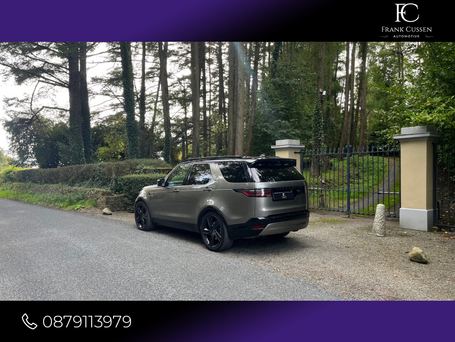 2022 Land Rover Discovery - image 9