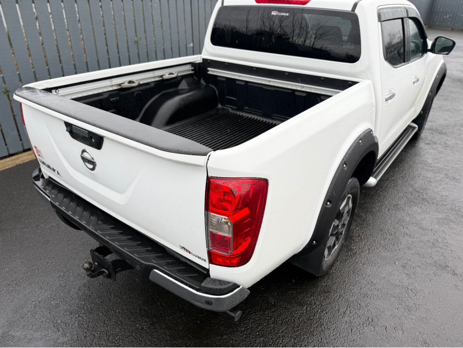 2021 Nissan Navara EXTREMELY LOW MILES - BODYKIT JUST FITTED! €25,500