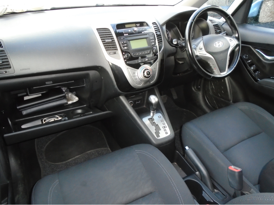 2014 Hyundai ix20 - image 4