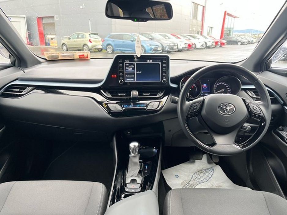 2022 Toyota C-HR 1.8 HYBRID SPORT BI- 4DR AUTO €26,950