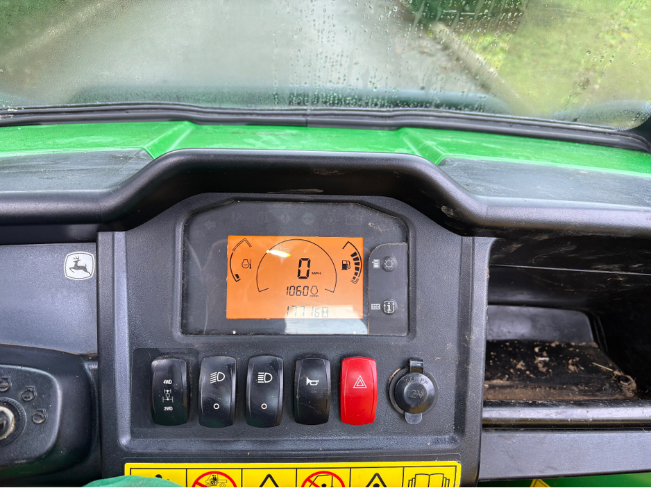 2020 John Deere XUV 2020 John Deere 855m Gator €16,000