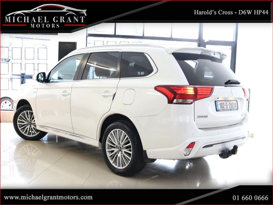 2018 Mitsubishi Outlander - image 5