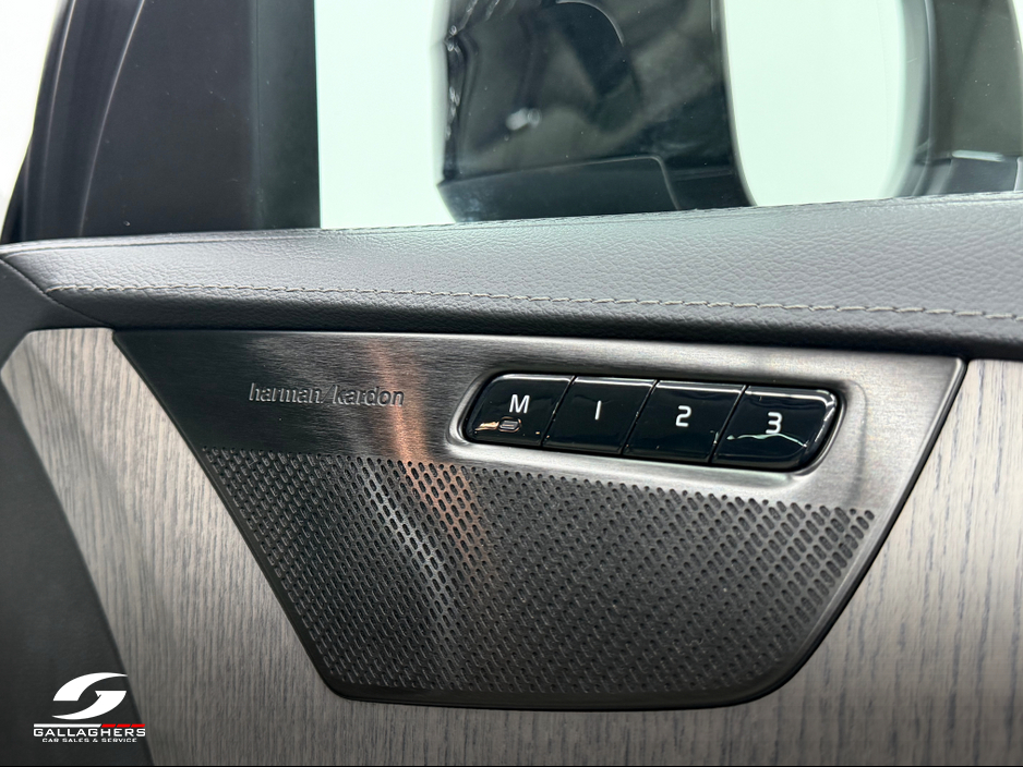 2023 Volvo XC90 - image 30