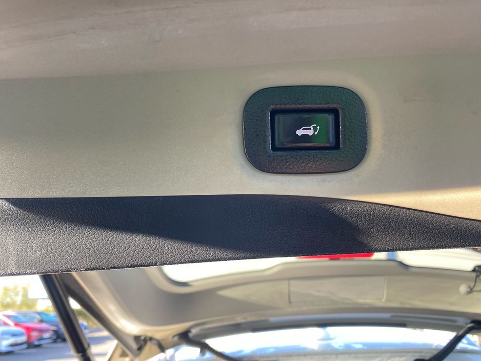 2020 Nissan X-Trail - image 12