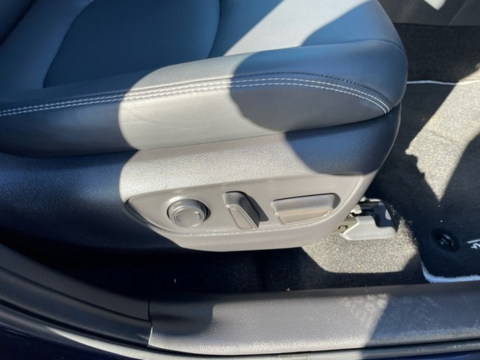 2024 Toyota Rav4 - Sol Edition - 2.5 Hybrid - Automatic - Leather Interior - 1 Previous Owner - Service History // Remote Central Locking // Front Electric Windows // Rear Electric Windows // Electric Mirrors // Heate €43,499