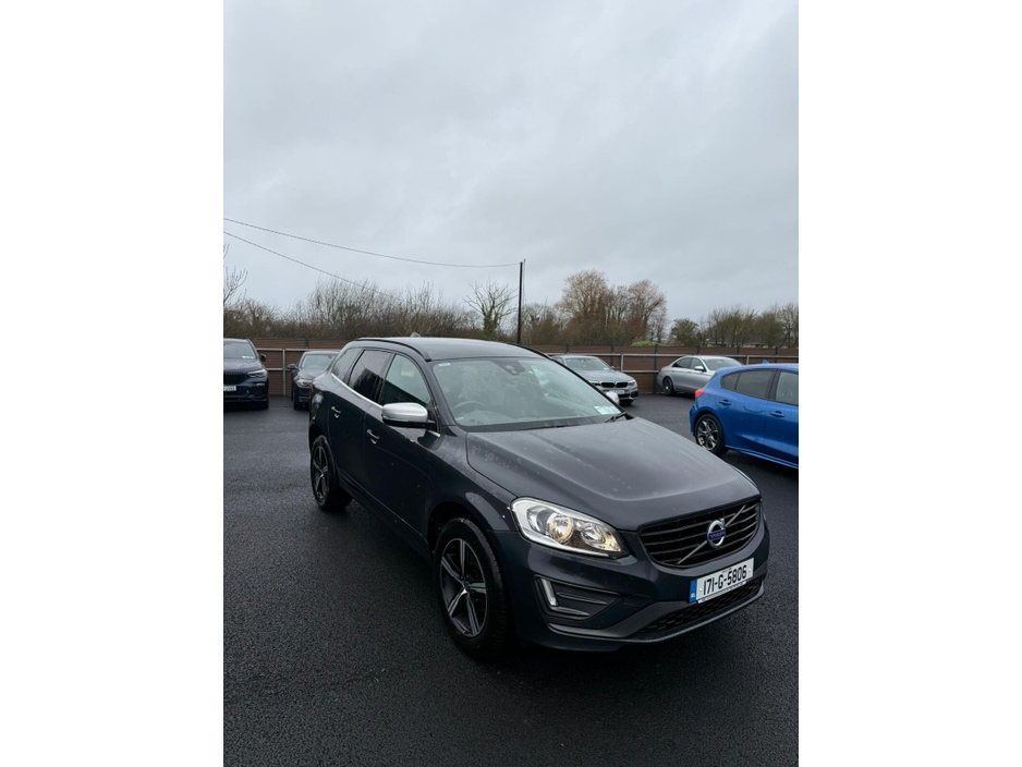 2017 Volvo XC60 D4 (190hp) FWD R-Design SE Geartronic €19,750