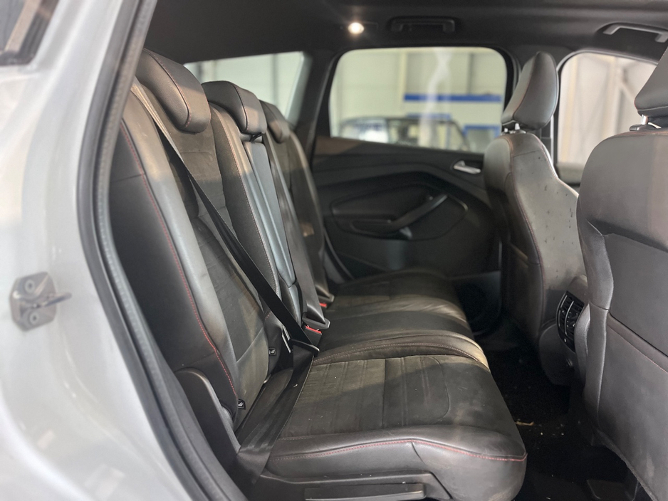2018 Ford Kuga - image 13
