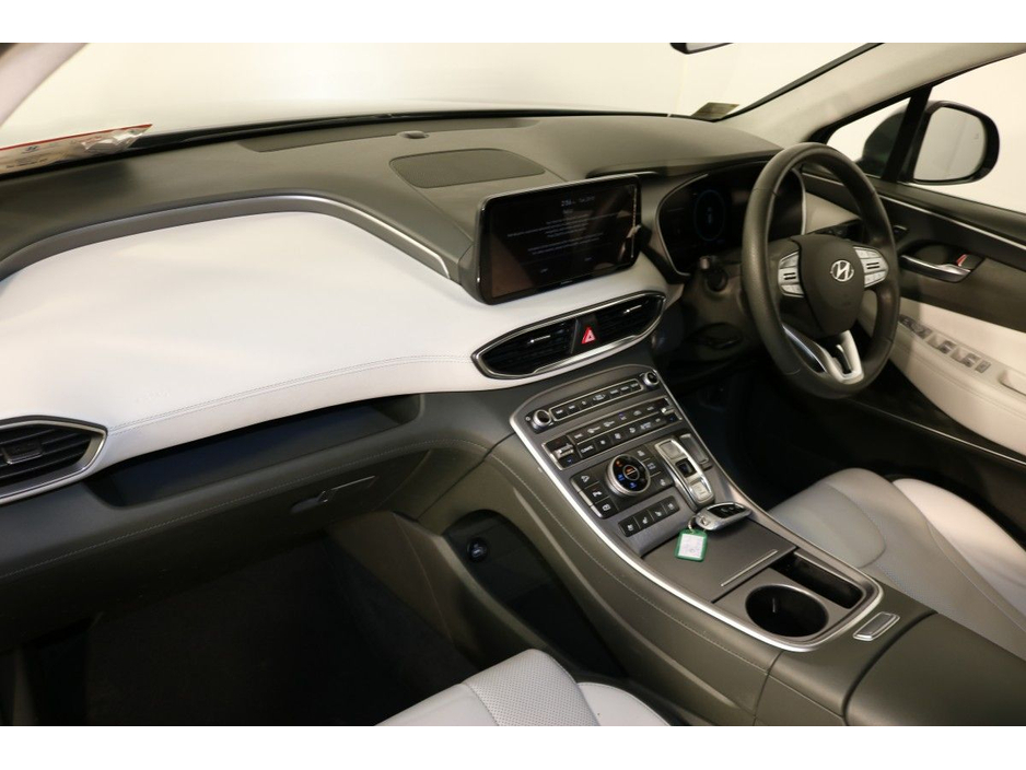 2024 Hyundai Santa Fe PHEV EXECUTIVE PLUS 4WD 1.6L PETROL AUTOMATIC 7 SEATER €49,995