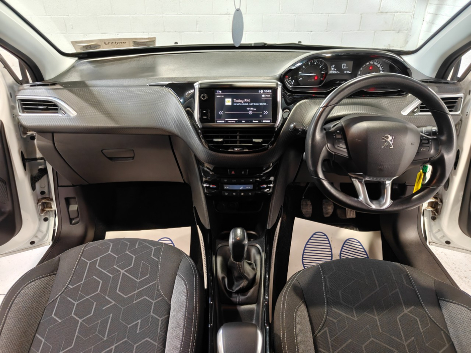 2019 Peugeot 2008 - image 10