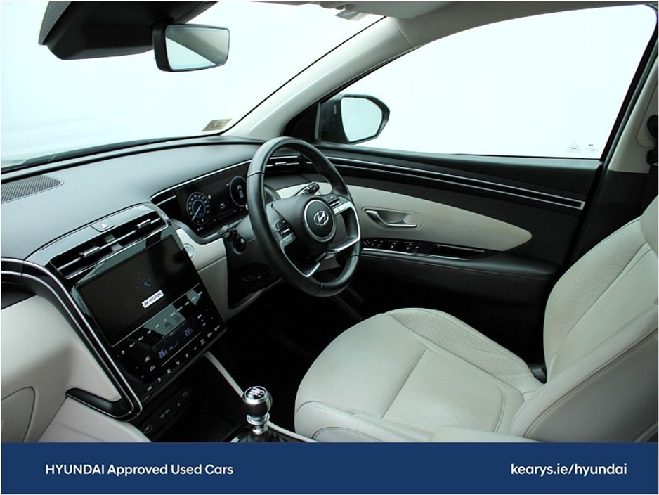 2024 Hyundai Tucson 2WD Executive Plus w 2 Tone Roof €35,297