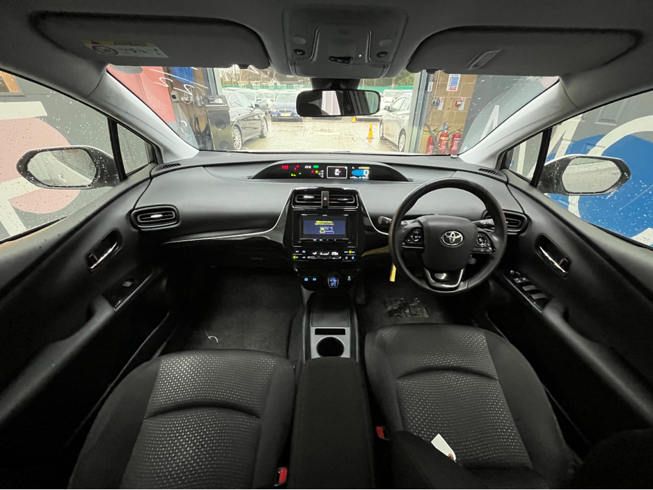 2022 Toyota Prius 2022 TOYOTA PRIUS S 1.8 AUTOMATIC / CRUISE CONTROL / REVERSE CAMERA AND MORE