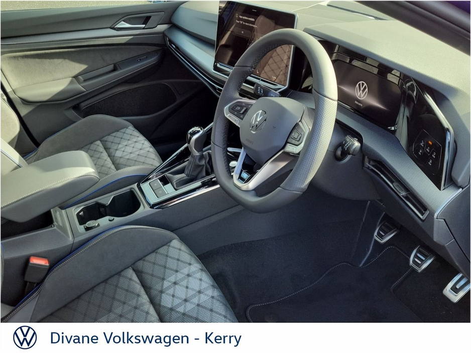 2026 Volkswagen Golf R LINE 1.5 PETROL BLACK STYLE €44,900