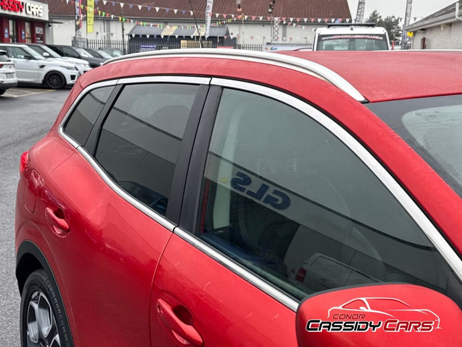 2019 Renault Kadjar - image 23