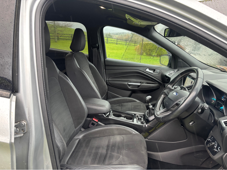 2018 Ford Kuga ST-LINE 1.5 TDCI 120PS 6SPEED FW FWD 4SPEED €15,500