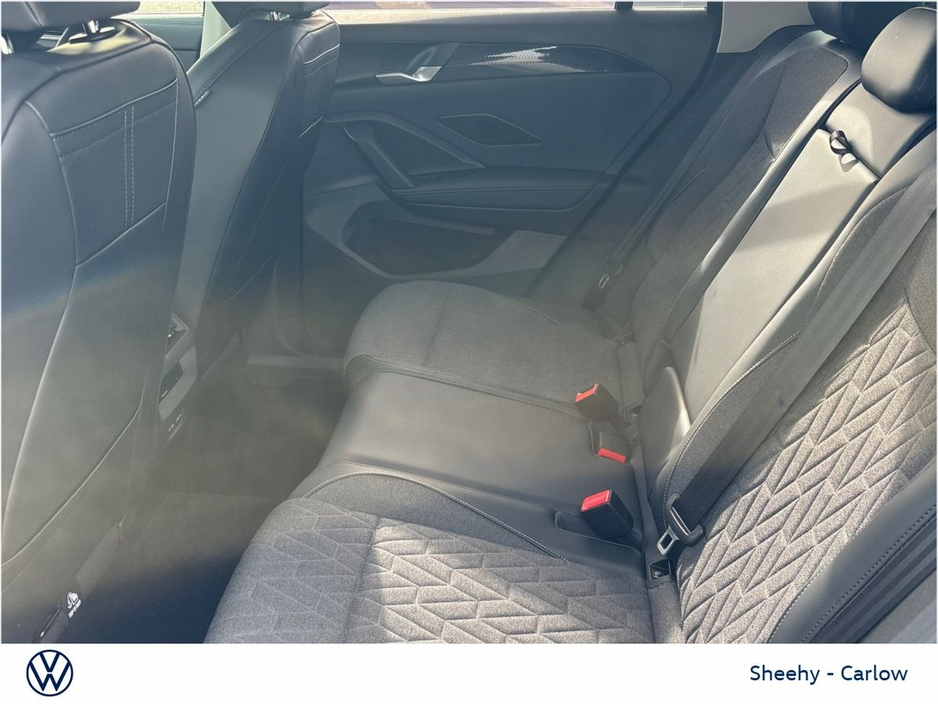 2026 Volkswagen Tiguan - image 7