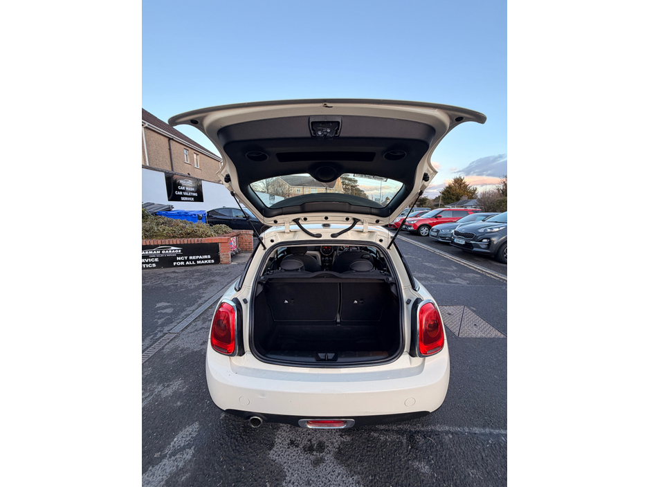 2014 MINI Hatch D XN12 2DR ONE €7,950