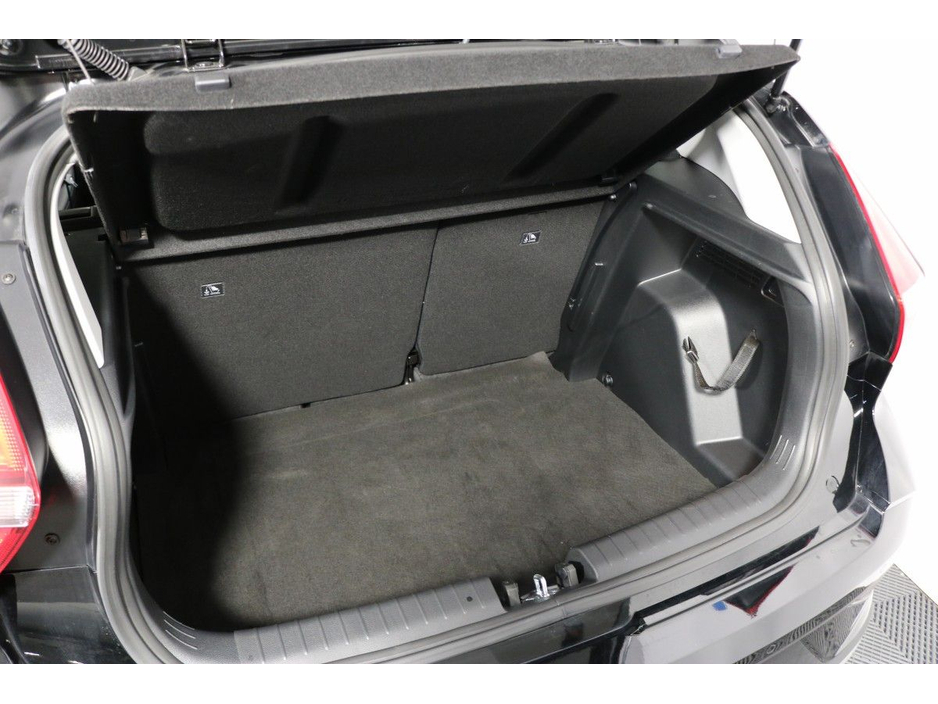 2025 Hyundai Bayon - image 6