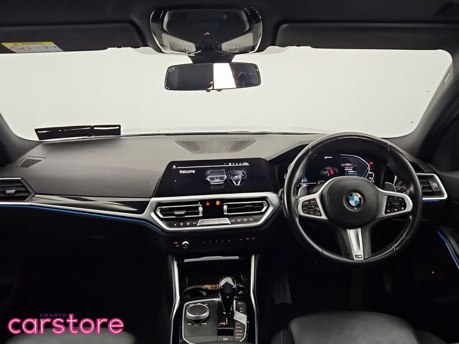 2020 BMW 3 Series - image 11