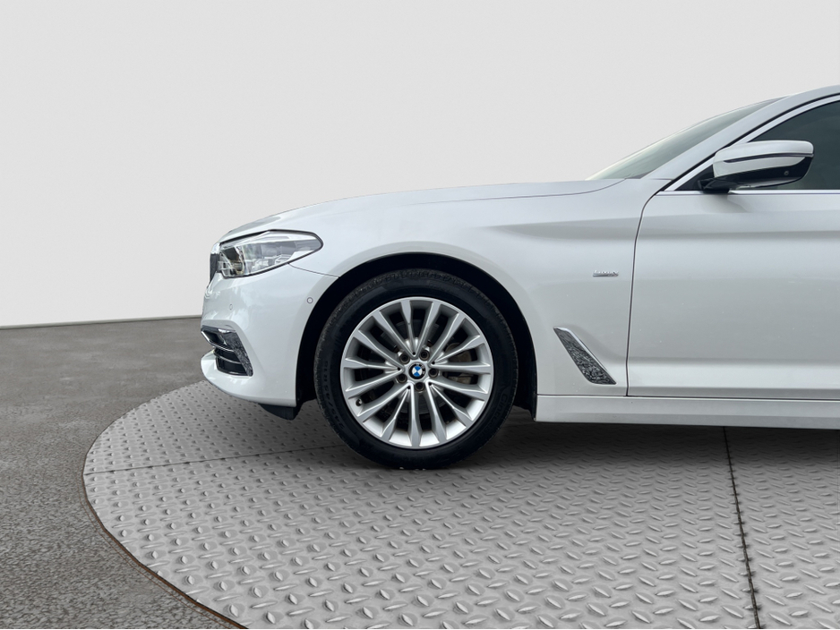 2017 BMW 5 Series 2017 BMW 5 Series 523D Luxury Edition €24,950