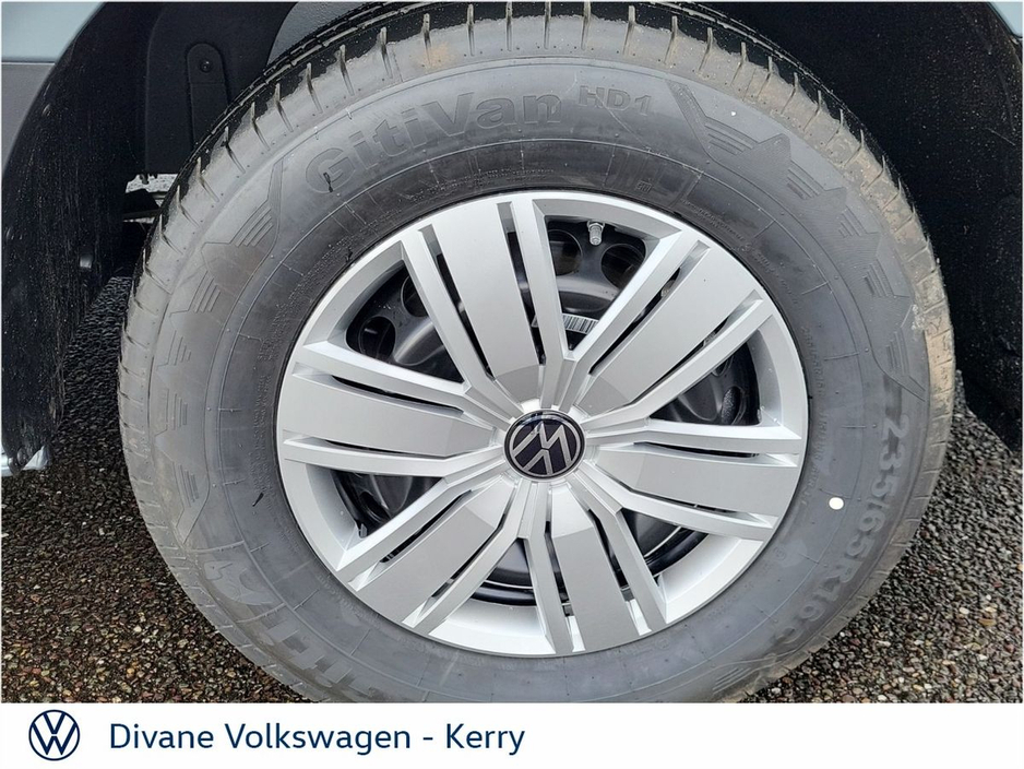 2026 Volkswagen Crafter 177BHP HIGHLINE MWB 35 2.0 TDI €55,300