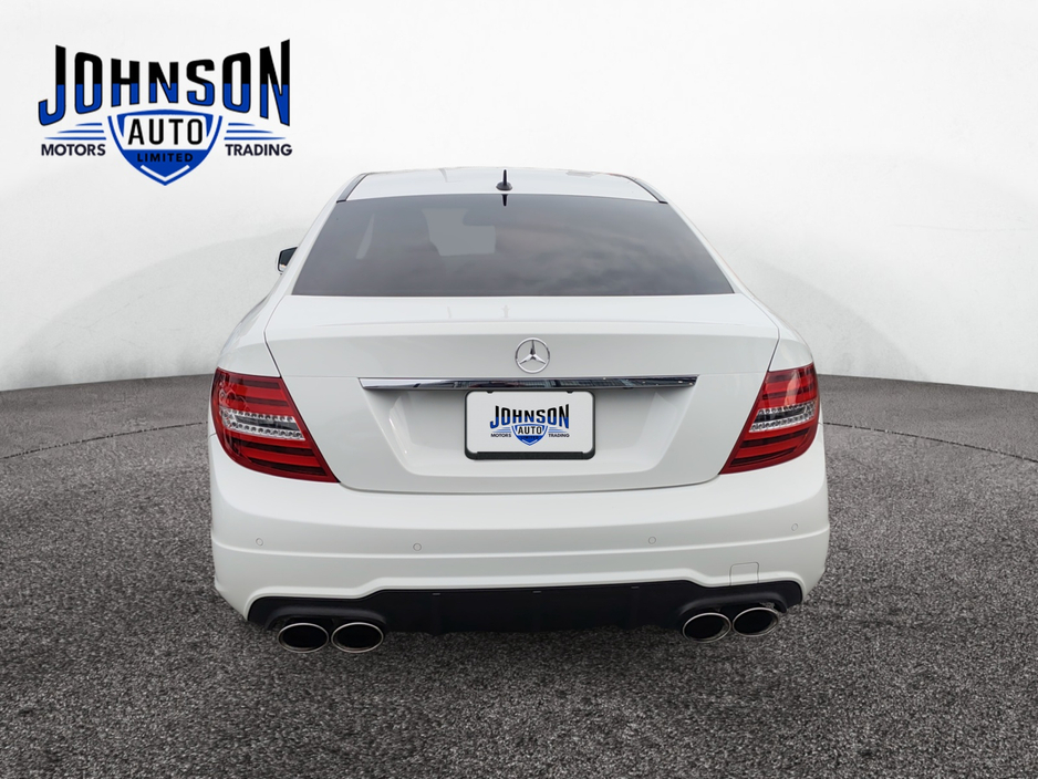 2015 Mercedes-Benz C Class - image 3