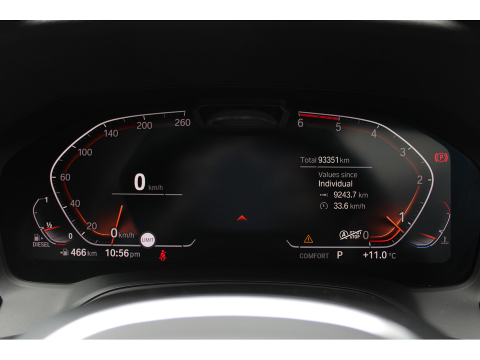 2019 BMW 3 Series - image 12