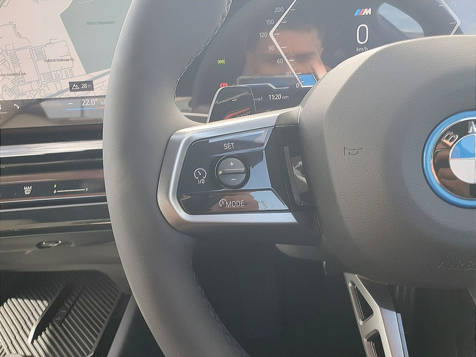 2026 BMW 5 Series - image 17