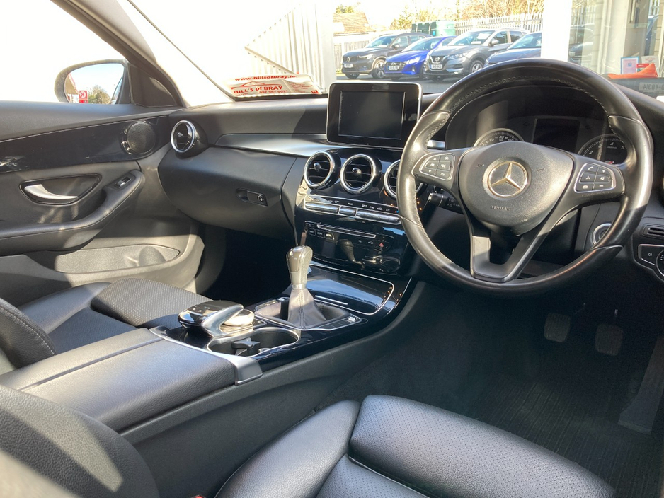 2016 Mercedes-Benz C Class - image 24