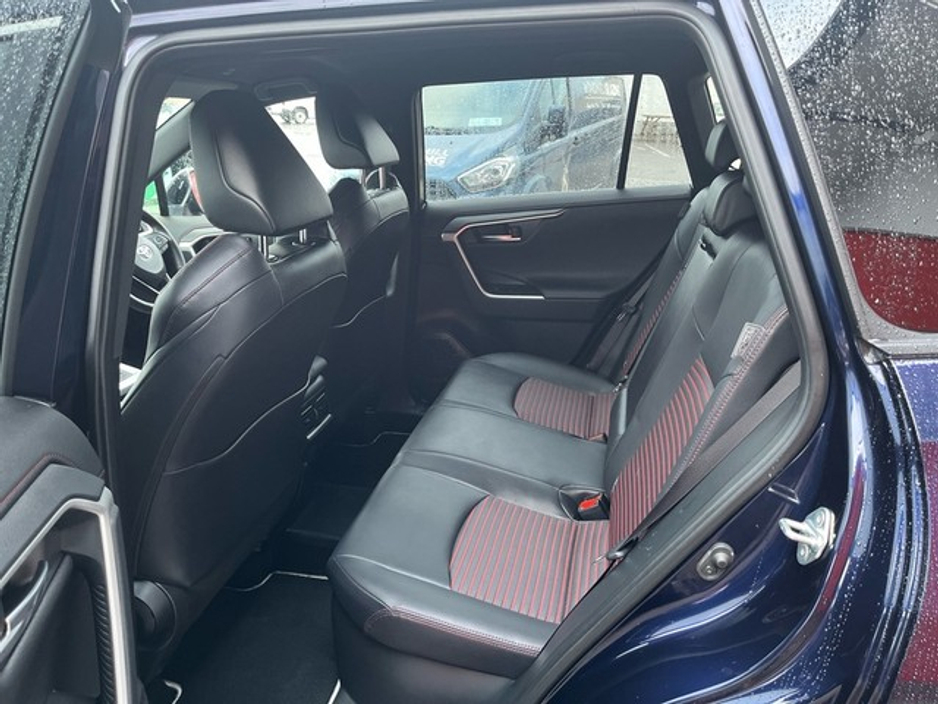 2024 Toyota Rav4 - image 7