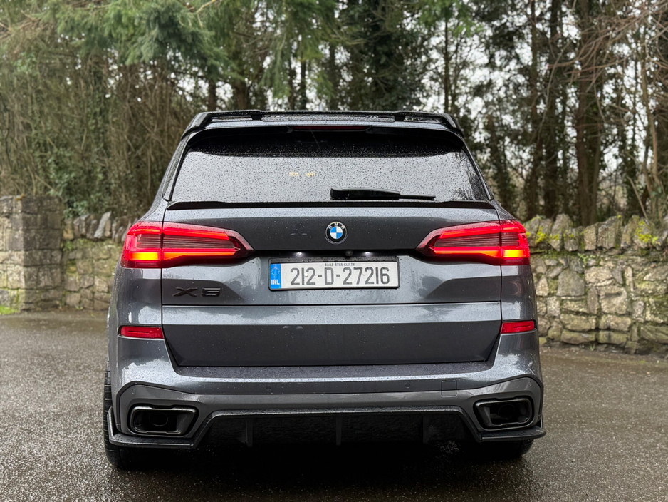 2021 BMW X5 - image 4