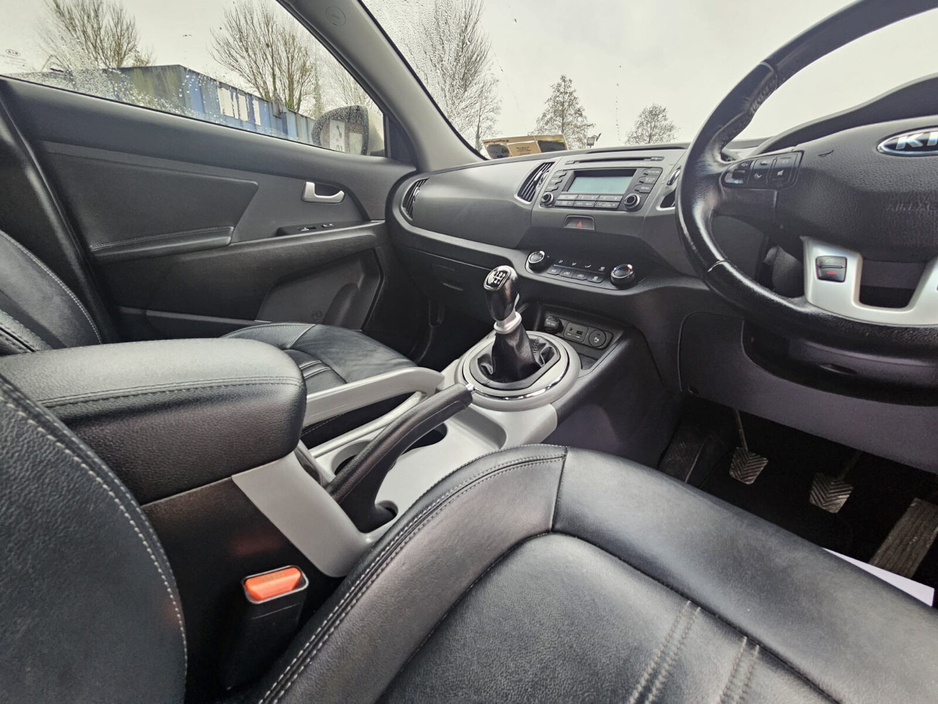 2015 Kia Sportage - image 24